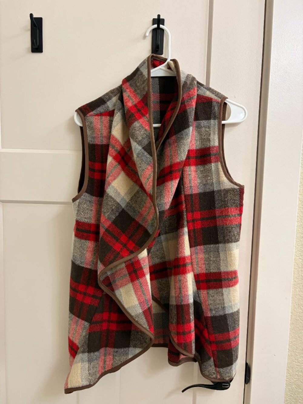 Women's Plaid Vest